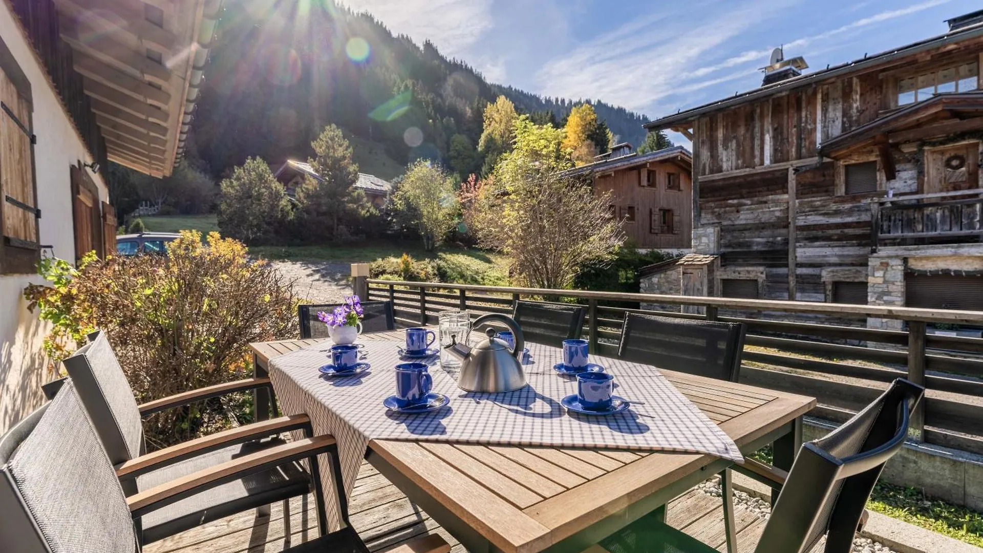 Chalet Les Oyats - Ski In Ski Out Megève